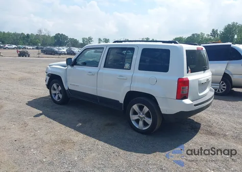 2013 Jeep Patriot Sport z USA, uszkodzony, nr VIN 1C4NJPBA3DD130385